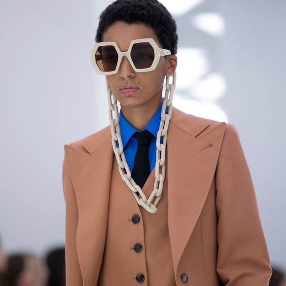 Gucci Accessories - Gucci Ivory / Brown Gg0772s - 002 Oversized Billie Eilish Sunglasses
